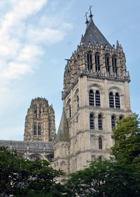 2024-06-21_14_Notre Dame Cathedral_Towers & Spires in Intricate_ Ornate Gothic Style (1876)0001.JPG