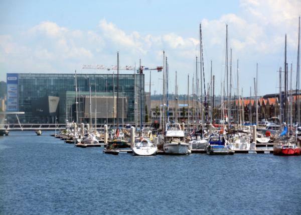 2024-06-21_06_Fishing Boats & Motor Yachts @ Vauban Basin0001.JPG