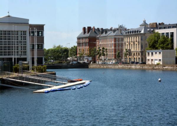 2024-06-21_11_Roy Basin w Small Fishing Boats @ Anchor & in the Background Bldgs Typical of the Reconstruction0001.JPG