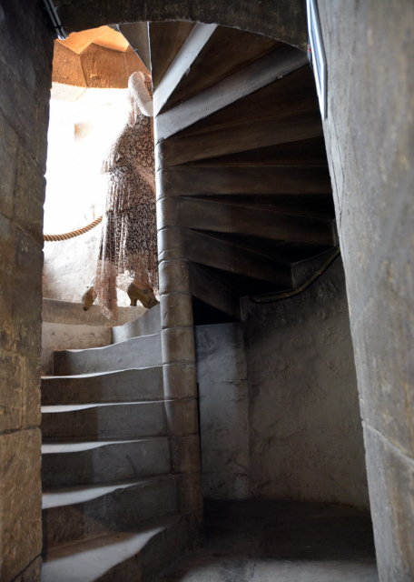 2024-06-22_22_A Spiral Staircase Added  in the Style of the 16th Century to the South Side of the Fountain Court by French Designer Armand-Albe.JPG