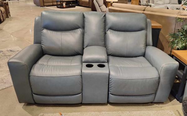 3-1 Loveseat ŵ.jpg