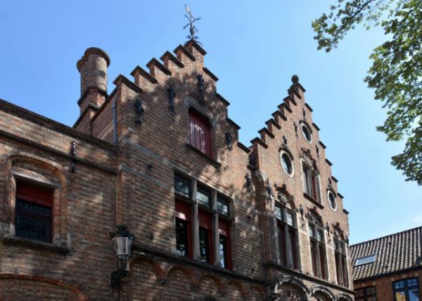 2024-06-23_38_Composition of 2 Deep Houses w Crow-Stepped Gables0001.JPG