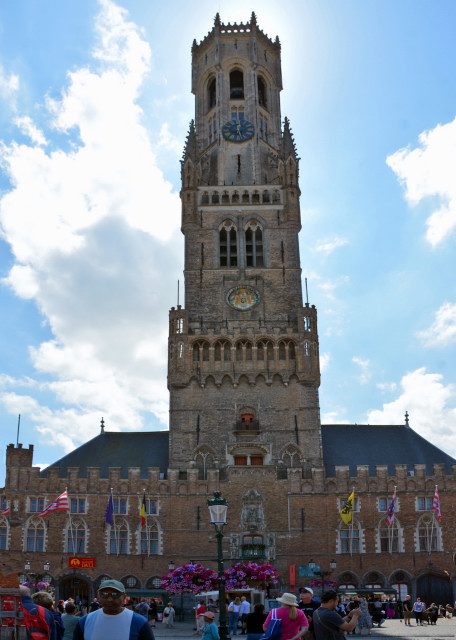 2024-06-23_107_Markt_Belfry of Bruges w the 46 Bell Carillon Built in the 12th-Century Seen from the Markt0001.JPG