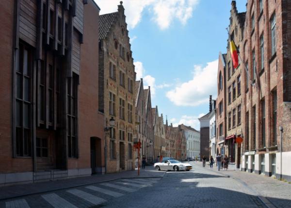 2024-06-23_120_Oude Burg_ the Oldest Street in Bruges0001.JPG