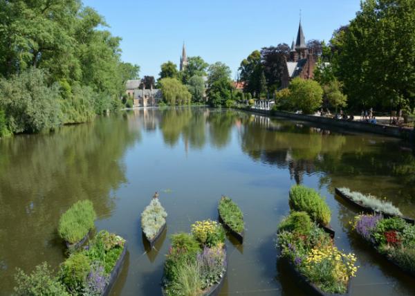 2024-06-23_04_Minnewater  a Reservoir & Joined to the Famous Canal System of Bruges0001.JPG