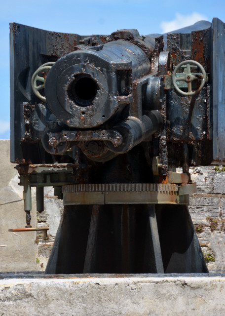 2024-08-08_38_Fort St Catherine w Rear View of Rapid-Fire Gun0001.JPG