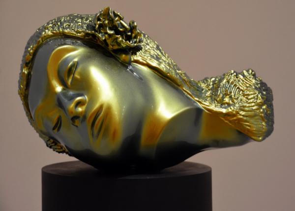 2024-10-19_360_Thomas Schtte Frauenkopf mit Blume (Woman's Head w Flower) 2006 Aluminum & Lacquer on Steel Pedestal0001.JPG