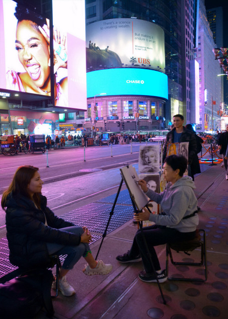 2024-10-19_414_Street Painter @ Times Square0001.JPG