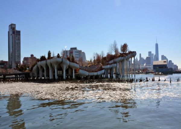 2025-02-22_20_Little Island @ Pier 55 along the Hudson River w Background Views of Manhattan0001.JPG