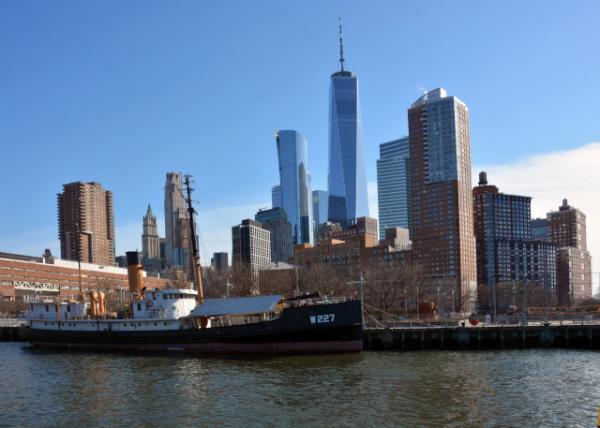 2025-02-22_31_U.S. Lighthouse Tender LILAC at Pier 250001.JPG