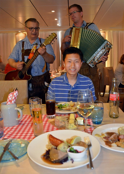 2017-07-08_Viking Ingvi_Austrian Country Dinner (µ-60001.JPG