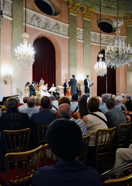 1743864945608507.jpg 2017-07-09_Palais Auersperg_Mozart & Strauss Concert @ Rosenkavaliersaal 玫瑰骑士大厅-20001.JPG