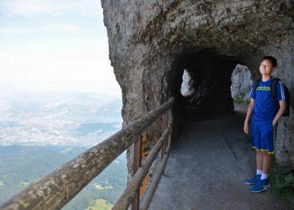 2017-08-24_Oberhaupt @ 2106 m_Dragon Path ߴ2106׵ͷ塤-30001.JPG