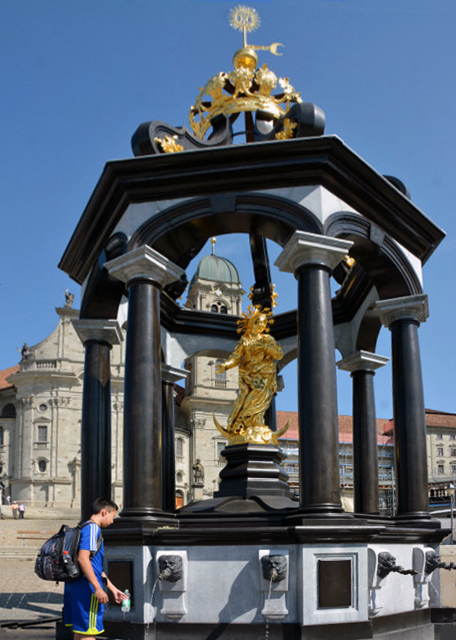 2017-08-24_Lady Fountain0001.JPG