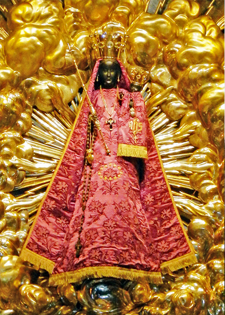 2017-08-24_Chapel of Grace_Black Madonna0001.jpg