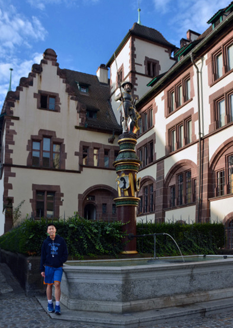 2017-08-23_Fountain_Prachtbrunnen @ Martinskircheplatz ù㳡ΰȪ0001.JPG