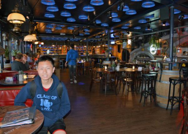 2017-08-15_Delirium Caf ʳ0001.JPG