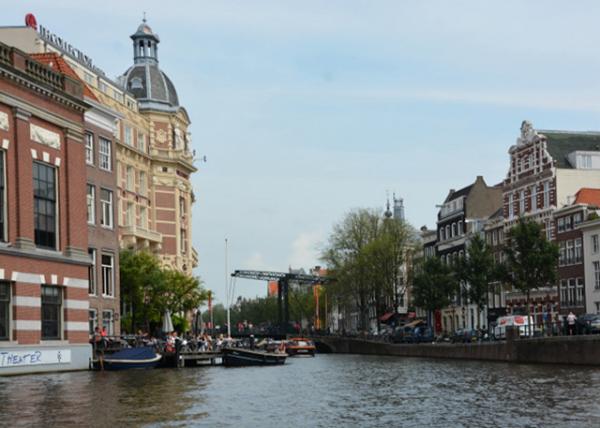 2017-08-16_Canal Keizersgracht_Bridge @ Kloveniersburgwal ʵ˺ӡά˹-20001.JPG