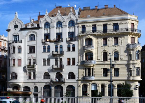 2017-07-11_Bldg_Mtys Pince Restaurant & City Hotel Mtys ˹ӲоƵ0001.JPG