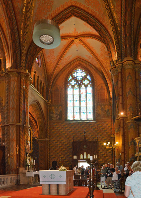 2017-07-11_Matthias Church_Altar-10001.JPG