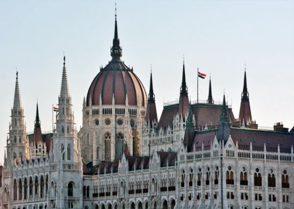 2017-07-11_Hungarian Parliament-50001.JPG