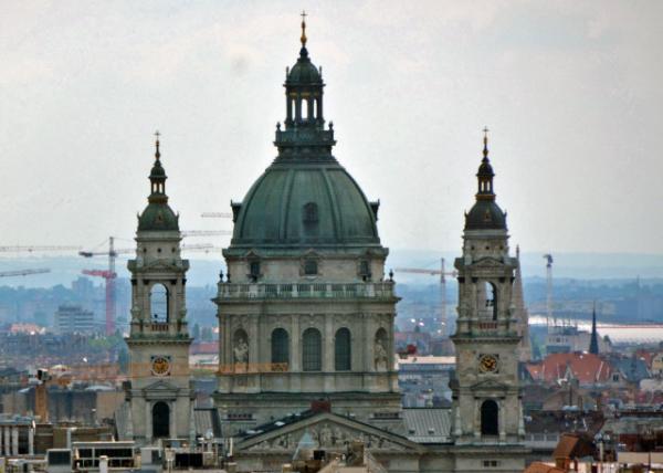 2017-07-11_St. Stephen's Basilica_Dome & Bell Towers 񷶥¥-10001.JPG