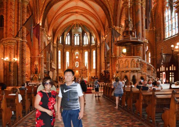 2017-07-11_Matthias Church_Nave-20001.JPG