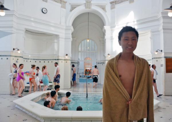 2017-07-11_Szchenyi Thermal Bath_Indoor-20001.JPG