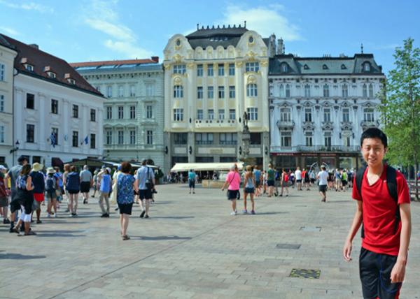 2017-07-10_Main Square_Palugyay Palace & Schokocafe Maximilian Delikateso ҾԺ¥0001.JPG