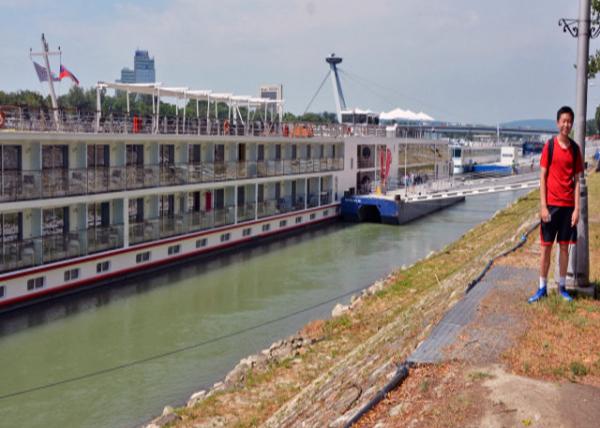 2017-07-10_Viking Ingvi on the Danube 觺ά-10001.JPG