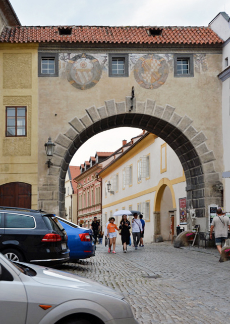 2017-07-07_Latrn Arch 40001.JPG