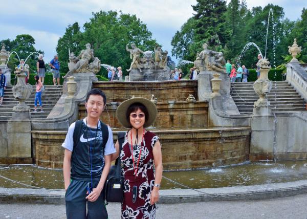 2017-07-07_Castle Gardens_Cascade Fountain-20001.jpg