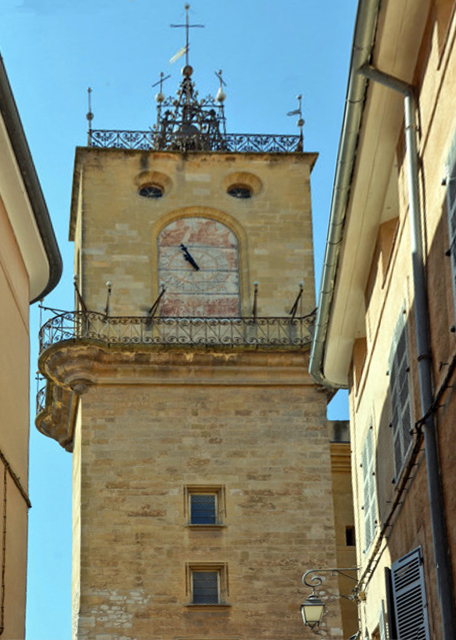 2018-07-21_Aix-en-Provence_Place de l'Hôtel de Ville_Clock Tower in in 1510-30001.JPG