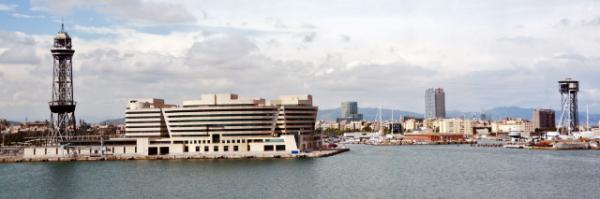 2018-07-22_Port Vell Aerial Tramway & MS Oosterdam-20001.JPG