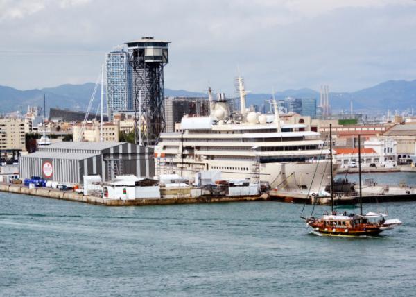 2018-07-22_Port Vell Aerial Tramway_ MB92 Barcelona &  World Trade Center0001.JPG