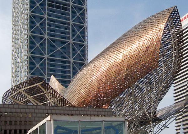 2018-07-22_Olympic Village_Fish Sculpture by Frank Gehry ܡ㡷0001.JPG