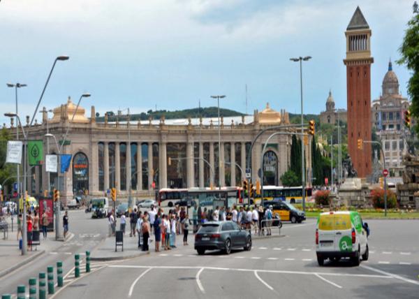 2018-07-22_Plaça d'Espanya_Fira de Barcelona0001.JPG