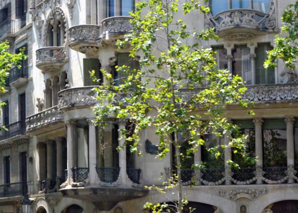 2018-07-22_Passeig de Gracia_Casa Lle Morera-20001.JPG