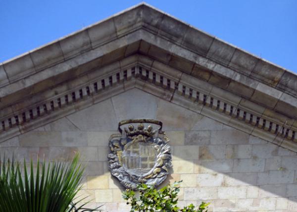 2018-07-22_Facade of Old Building-70001.JPG