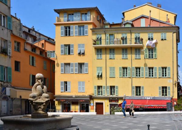 2018-07-20_Nice_Place St Francois w Dolphin Fountain ʥ߹㳡Ȫ0001.JPG