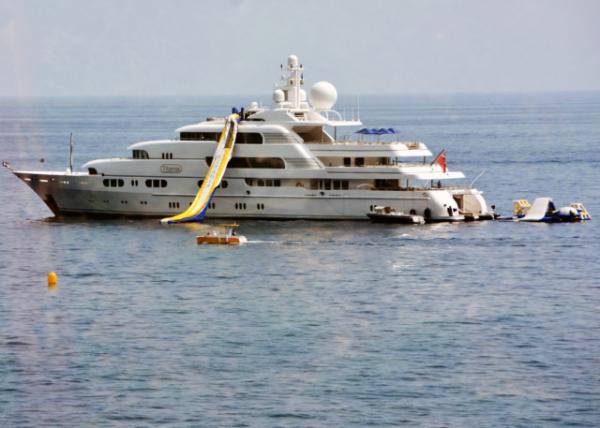 2018-07-20_Beaulieu-sur-Mer_Luxury Yacht 򡤺ͧ0001.JPG