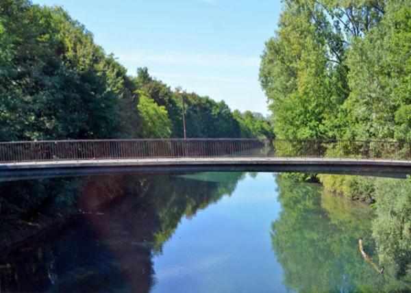 2017-08-22_Möhlin River_Pedestrian Bridge0001.JPG