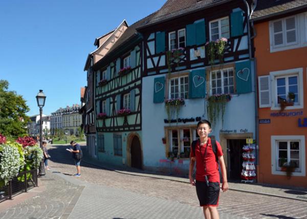 2017-08-22_Dock Fishmonger or Quai de la Poissonnerie 㷷ͷ-20001.JPG