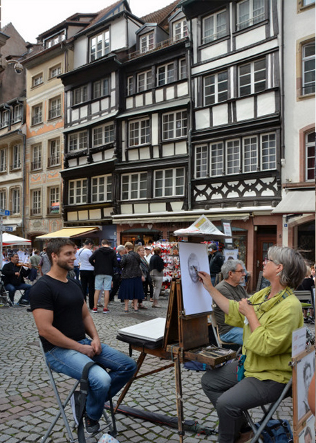 2017-08-21_Place du Château Ǳ㳡0001.JPG