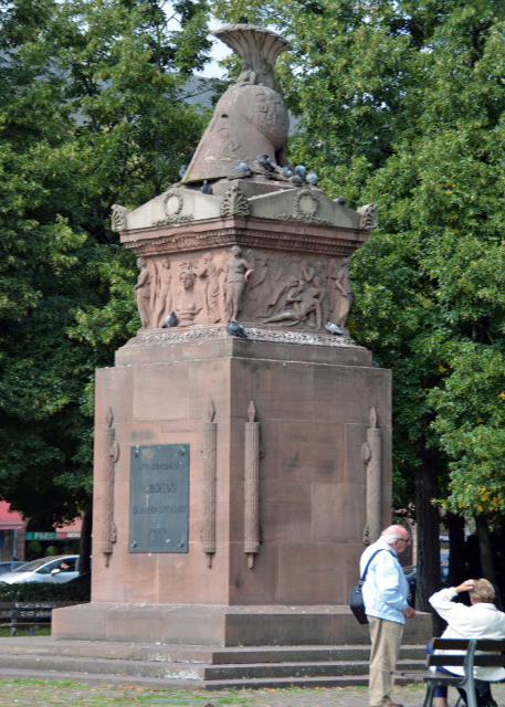 2017-08-21_Monument to General Desaix ˹0001.JPG