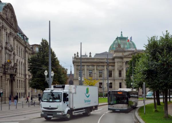 2017-08-21_Place de la Rpublique_National and University Library Һʹѧͼ-10001.JPG