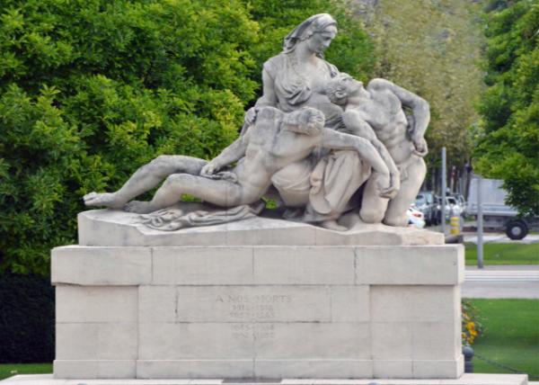 2017-08-21_Monument to the Dead in Strasbourg ˹˹߼0001.JPG