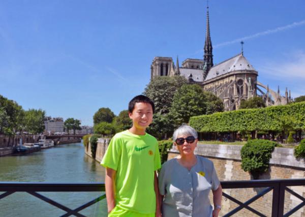 2016-07-18_Pont au Double Viewed from Pont de l'Archevch Ź˫0001.JPG