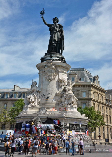 2016-07-18_Place de la Rpublique_Statue of Republic by Lopold Morice (1880) ͹㳡͹-50001.JPG