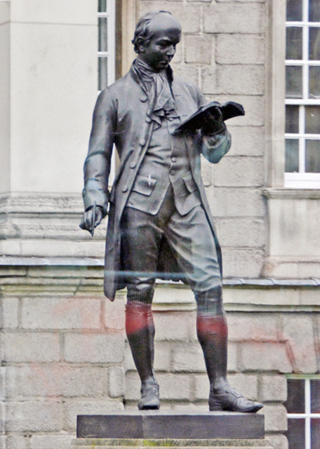 2016-07-10_Trinity College_Statue of Oliver Goldsmith һѧԺ񡶰ʷ˹0001.JPG